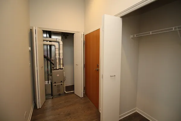 $3,900 | 1540 West Fullerton Avenue, Unit 302, Chicago, IL 60614