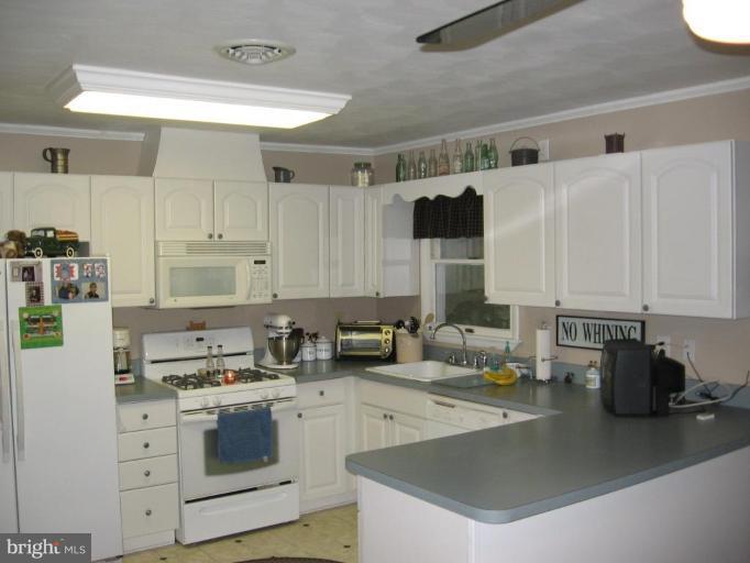 19417 Graystone Road White Hall, MD 21161 - Photo 10 of 20 Kitchen