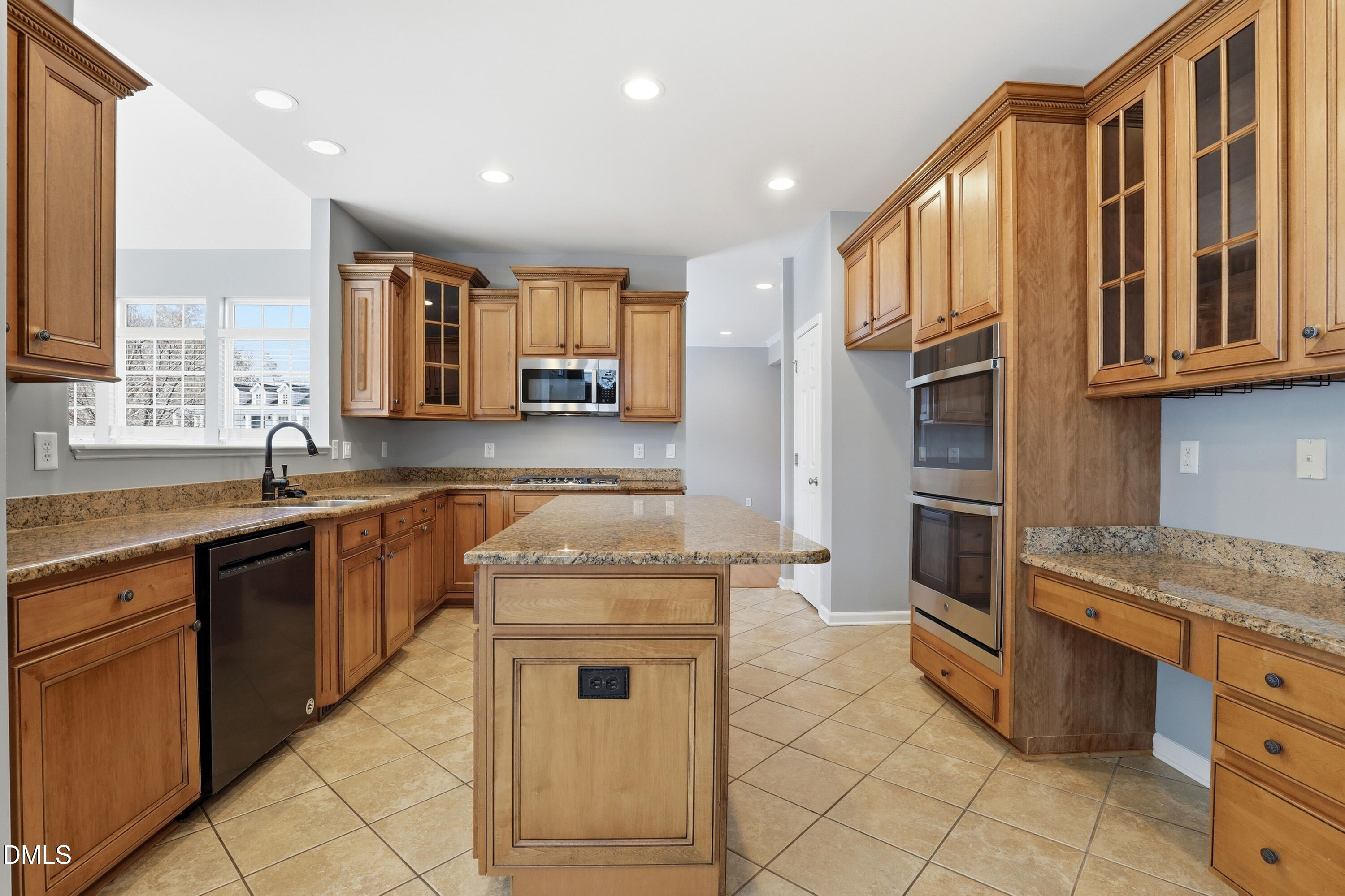 2202 Spacious Skies Street Raleigh, NC 27614 - Photo 18 of 50 KITCHEN 5