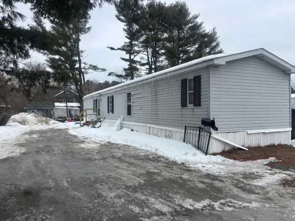 $130,000 | 15-19 Adams Street, Skowhegan, ME 04976