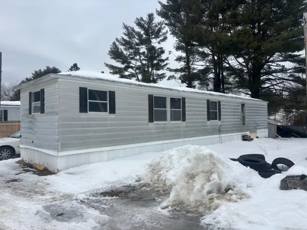 $130,000 | 15-19 Adams Street, Skowhegan, ME 04976