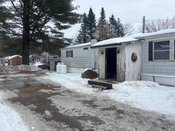 $130,000 | 15-19 Adams Street, Skowhegan, ME 04976