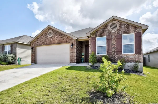 $269,000 | 733 Peak, Seguin, TX 78155
