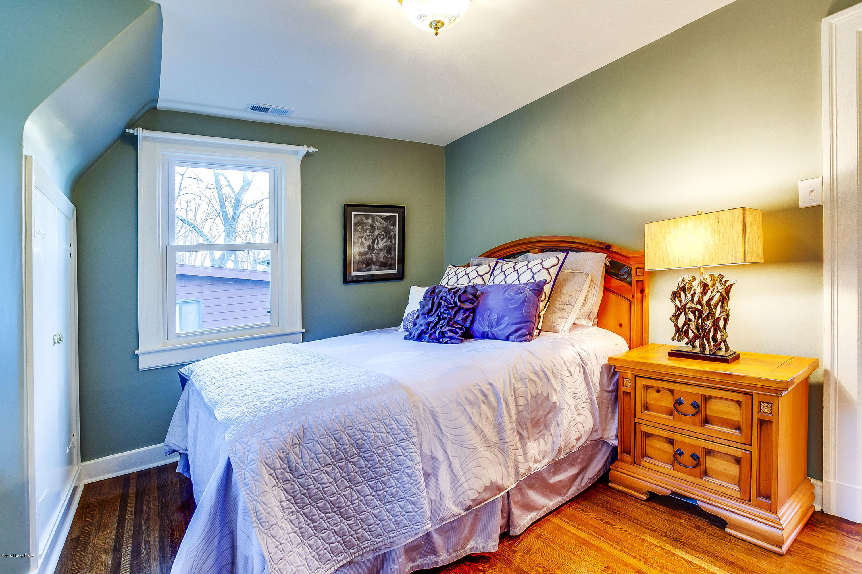 1851 Gresham Road Louisville, KY 40205 - Photo 34 of 35 1851_GreshamRd_40205_0146