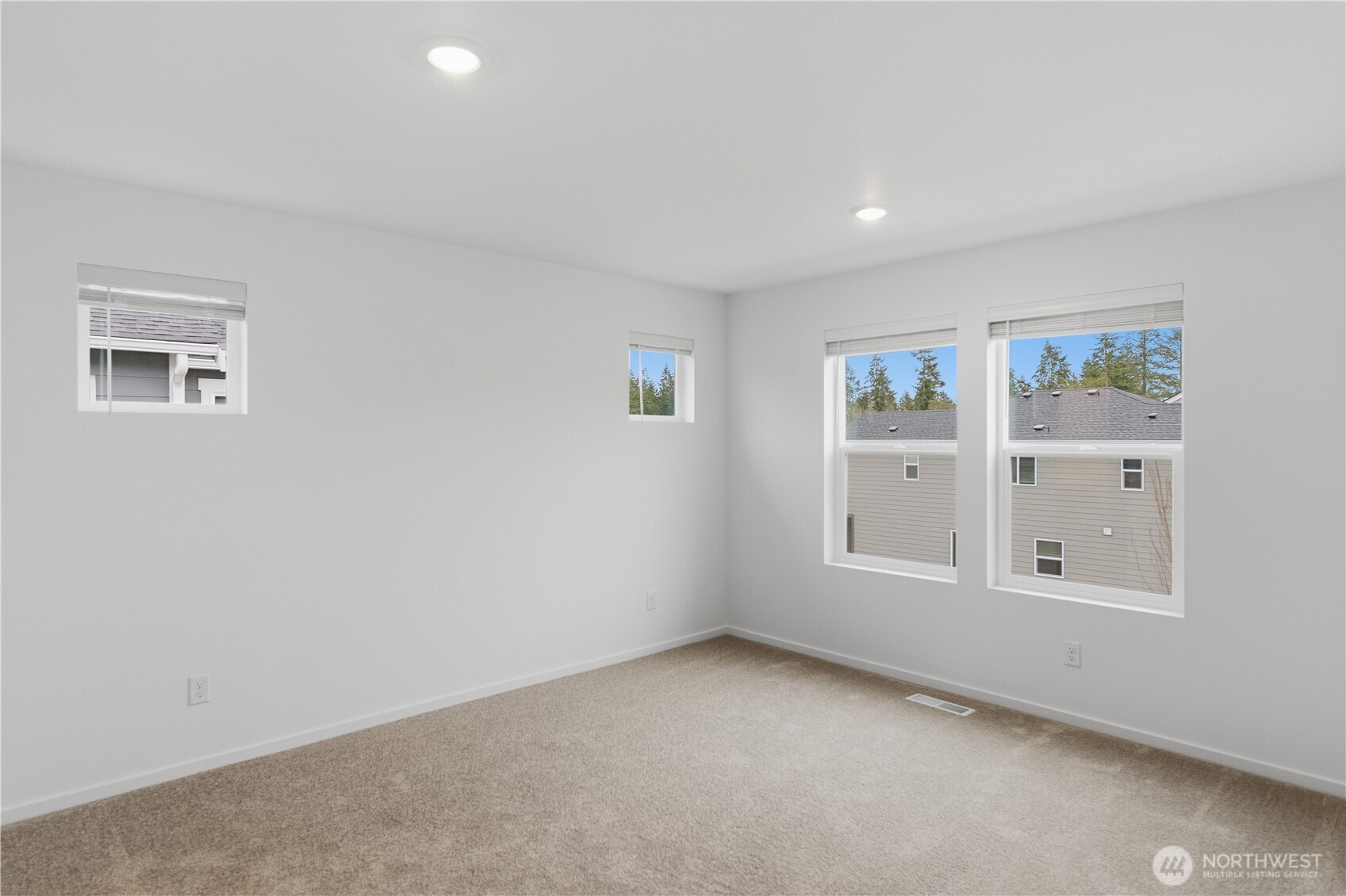 2530 Wonderland Way Port Townsend, WA 98368 - Photo 9 of 21