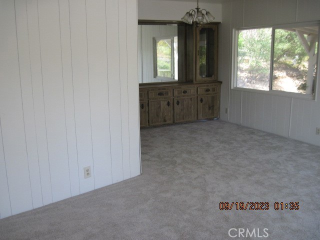 324 Ridgecrest Parkway Oroville, CA 95966 - Photo 4 of 33 an empty room with windows and sink