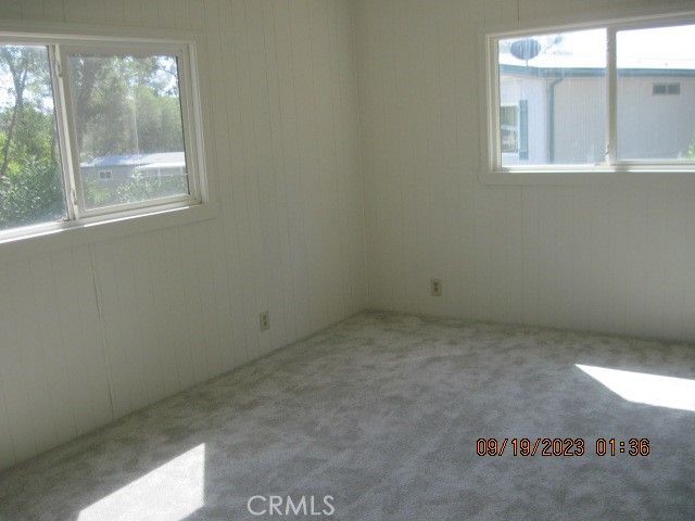 324 Ridgecrest Parkway Oroville, CA 95966 - Photo 8 of 33 a view of an empty room with a window