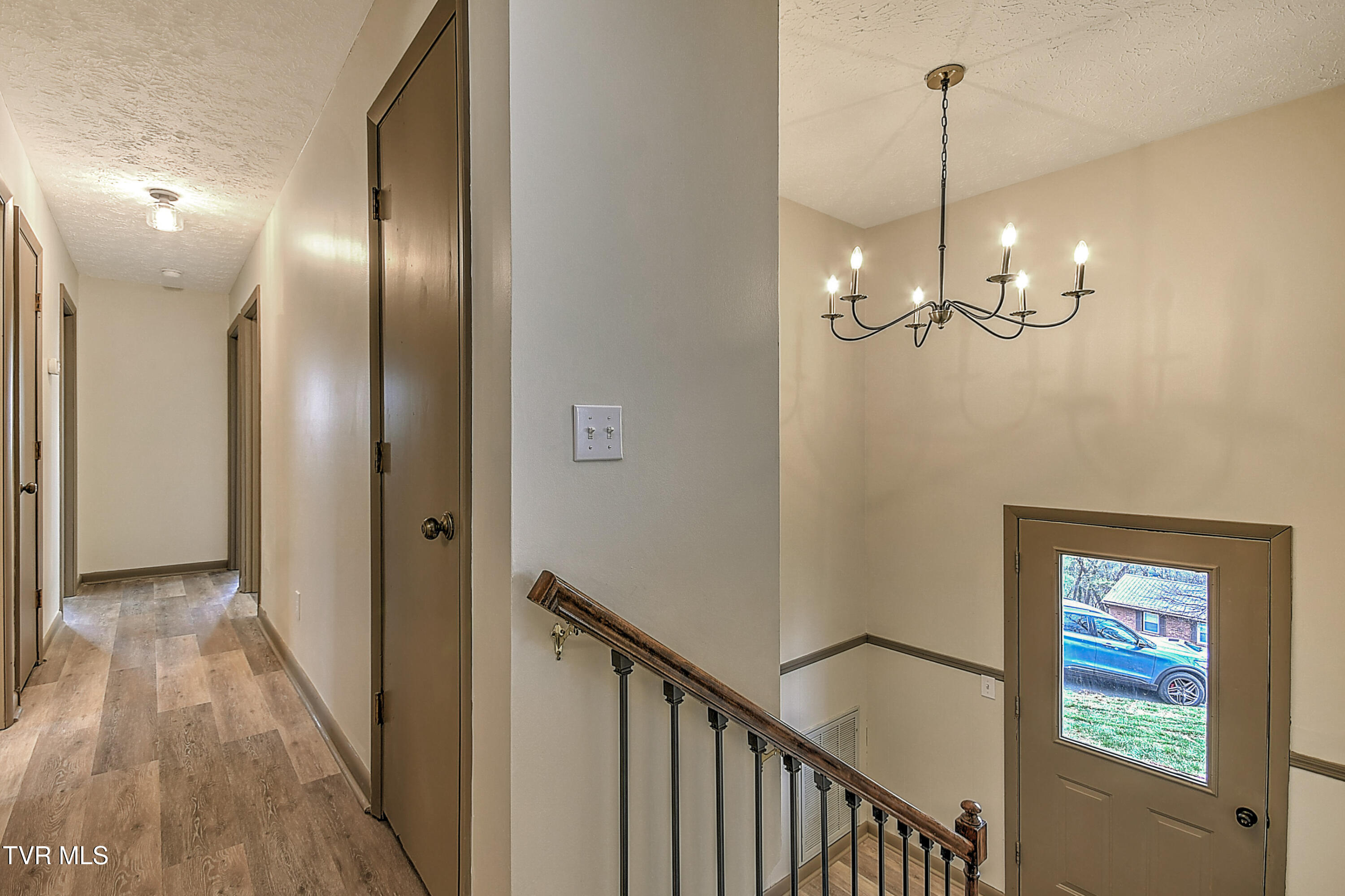 148 Whitehills Road Kingsport, TN 37660 - Photo 20 of 58 148 Whitehills ES-20