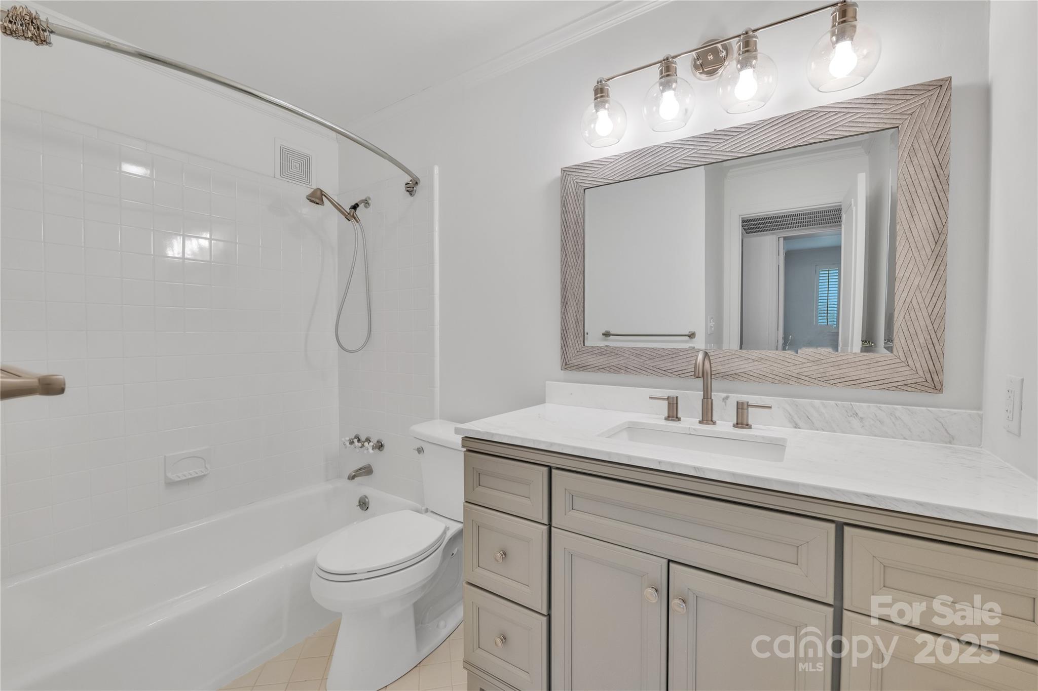 1323 Queens Road, Unit 312 Charlotte, NC 28207 - Photo 12 of 19