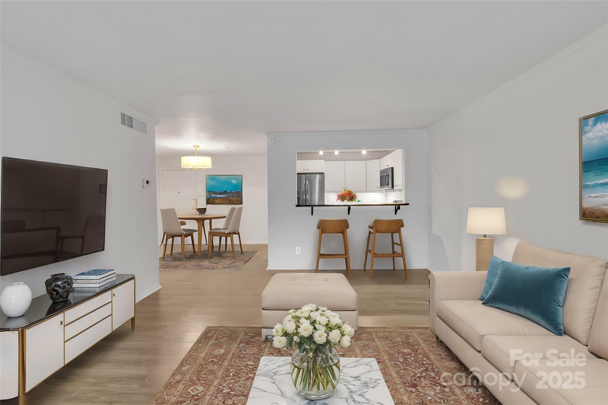 1323 Queens Road, Unit 312 Charlotte, NC 28207 - Photo 5 of 19