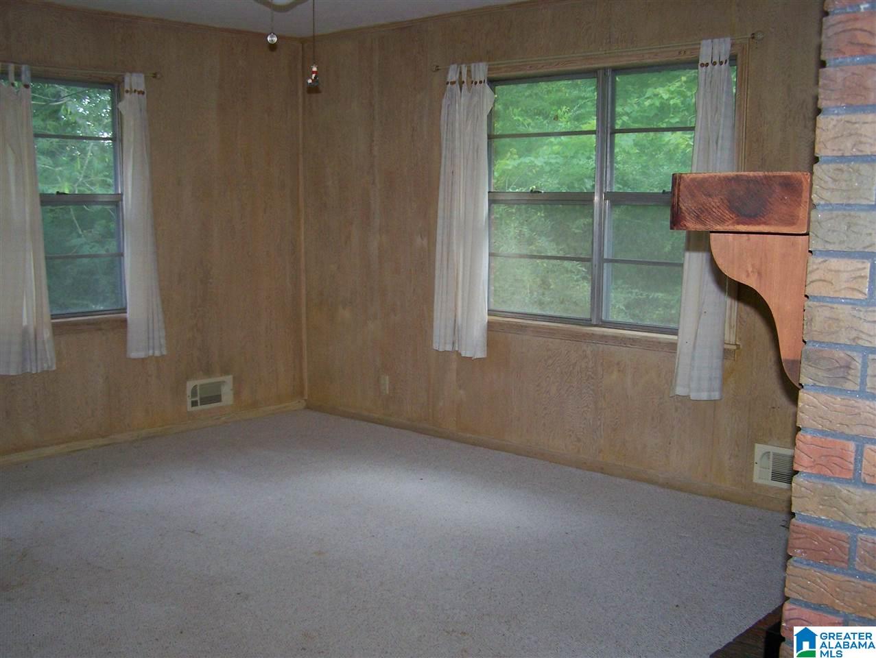 1835 Alexandria Road Weaver, AL 36277 - Photo 7 of 34