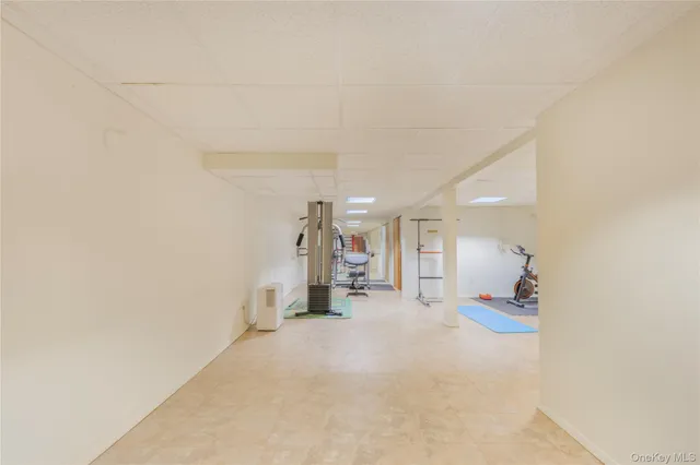 a big room with closet