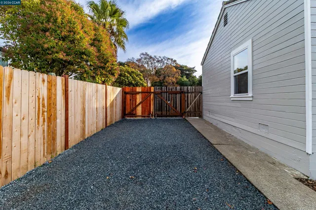 $389,000 | 1435 Broadway, Vallejo, CA 94590