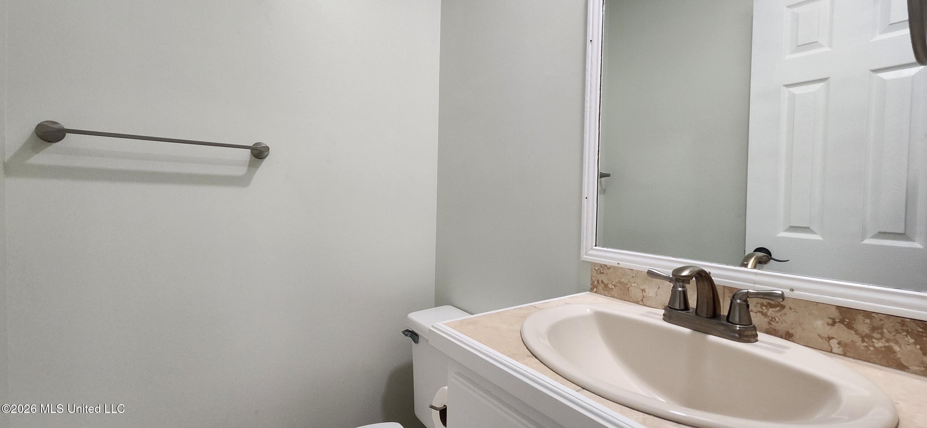 495 Old Popp's Ferry Road, Unit 44 Biloxi, MS 39531 - Photo 6 of 14 20260402_165951