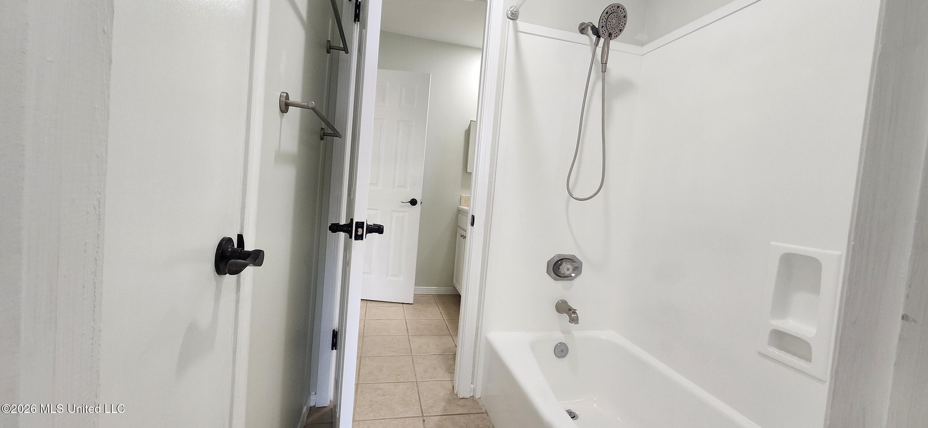 495 Old Popp's Ferry Road, Unit 44 Biloxi, MS 39531 - Photo 9 of 14 20260402_165450