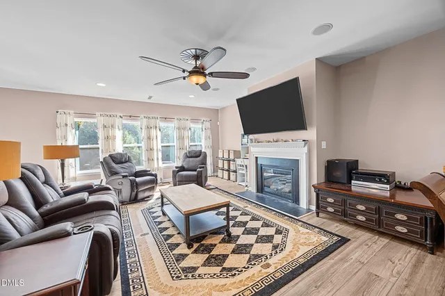 $825,000 | 4804 Pine Glen Court, Rolesville, NC 27571