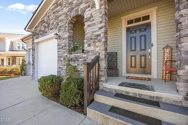 $825,000 | 4804 Pine Glen Court, Rolesville, NC 27571