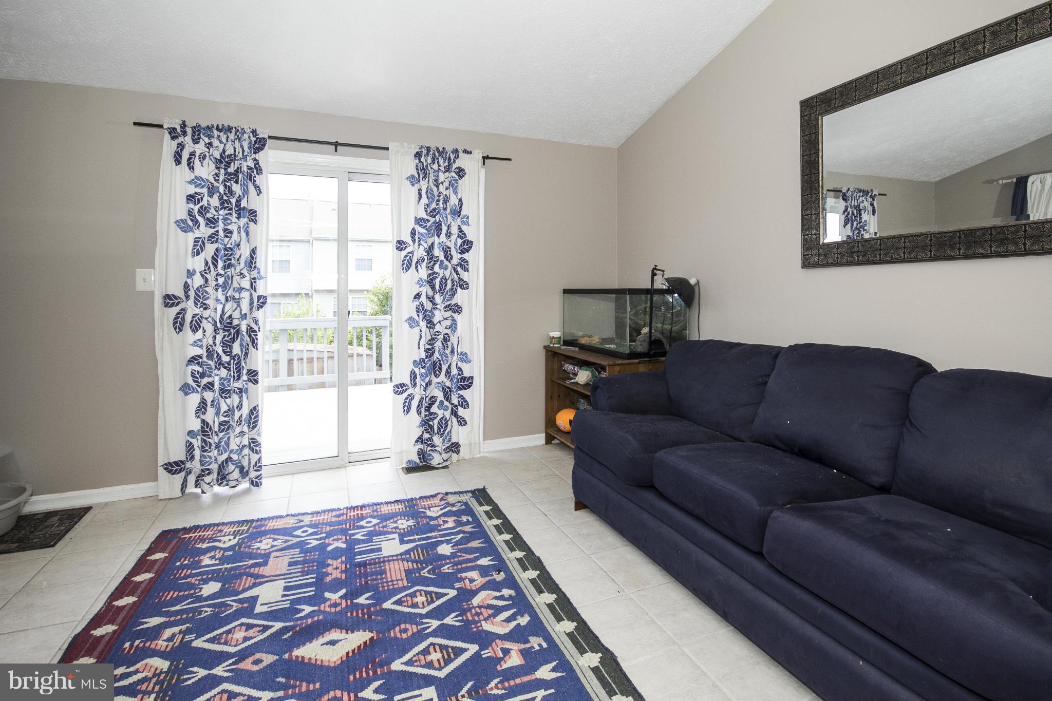 244 Pidco Road Reisterstown, MD 21136 - Photo 9 of 25 Bonus Sunroom!