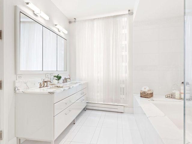 $4,720,500 | 22 Liberty Drive, Unit 6F, Boston, MA 02210