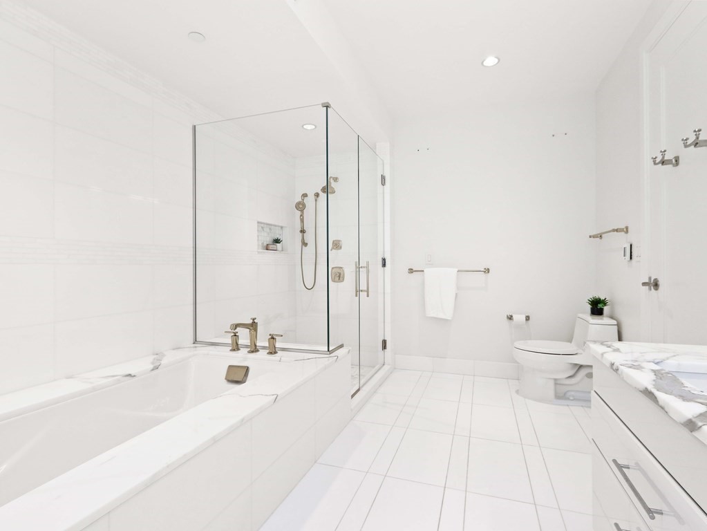 22 Liberty Drive, Unit 6F Boston, MA 02210 - Photo 16 of 36