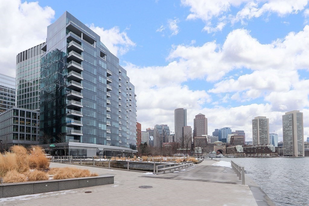 22 Liberty Drive, Unit 6F Boston, MA 02210 - Photo 31 of 36