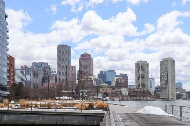 $4,720,500 | 22 Liberty Drive, Unit 6F, Boston, MA 02210