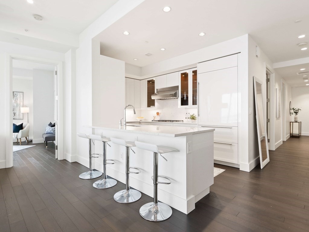 22 Liberty Drive, Unit 6F Boston, MA 02210 - Photo 5 of 36