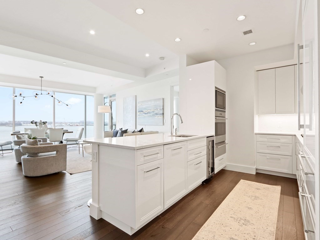 22 Liberty Drive, Unit 6F Boston, MA 02210 - Photo 6 of 36