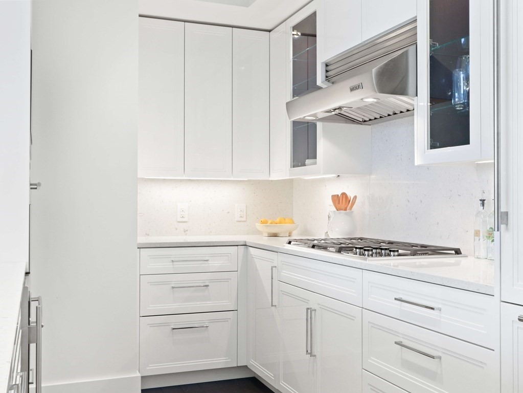 22 Liberty Drive, Unit 6F Boston, MA 02210 - Photo 7 of 36