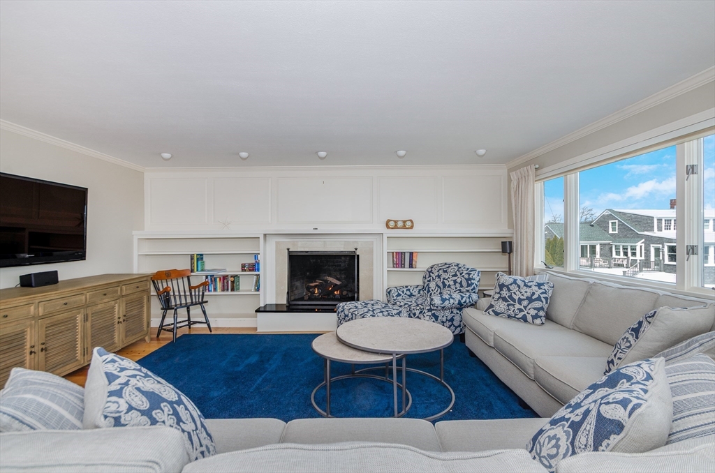 7 Anawan Road Mattapoisett, MA 02739 - Photo 14 of 37