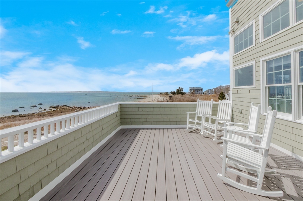 7 Anawan Road Mattapoisett, MA 02739 - Photo 5 of 37