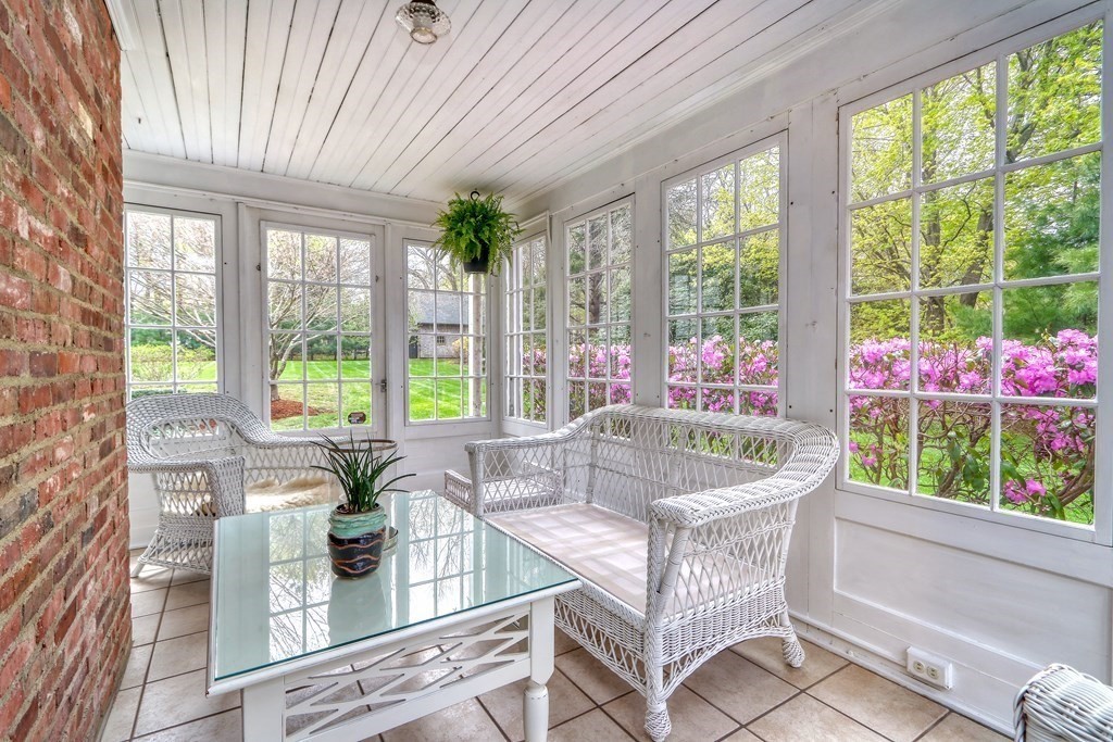 51 Fieldstone Road Westwood, MA 02090 - Photo 7 of 42 Gallery Image 7