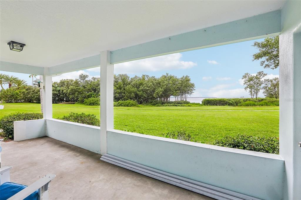 610 Indiana Avenue Crystal Beach, FL 34683 - Photo 4 of 53