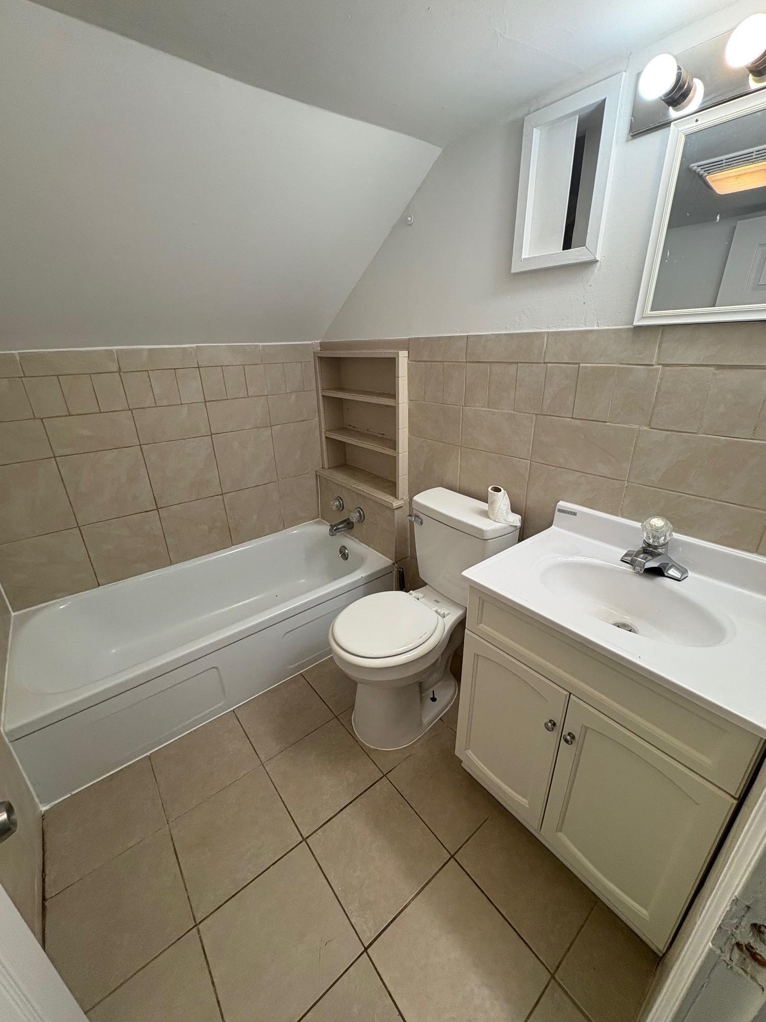 211 Clinton Street Austin, MN 55912 - Photo 11 of 13 Gallery Image 11