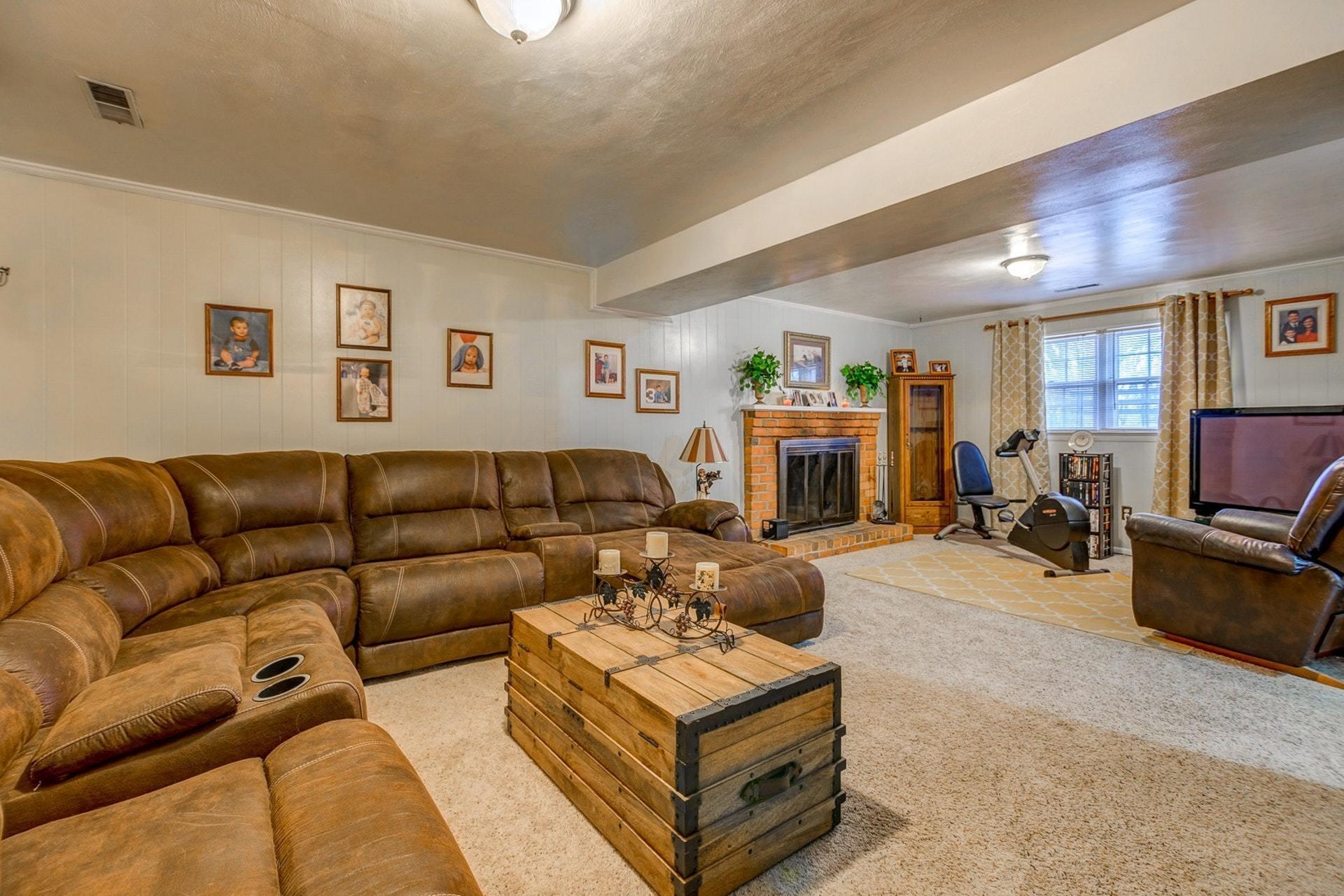 2513 Steele Road Roanoke, VA 24018 - Photo 24 of 39 024-300121-2513 Steele Road 23_7297455