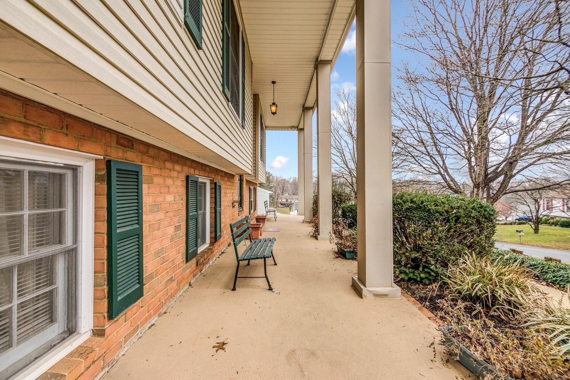 004-300121-003-300121-2513 Steele Road 0