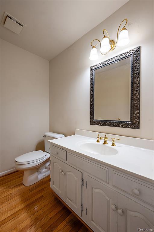 968 Golfview Court Rochester Hills, MI 48307 - Photo 7 of 42