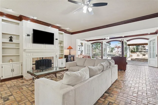 $779,100 | 553 Beau Chene Drive, Mandeville, LA 70471