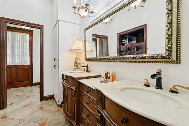 $779,100 | 553 Beau Chene Drive, Mandeville, LA 70471