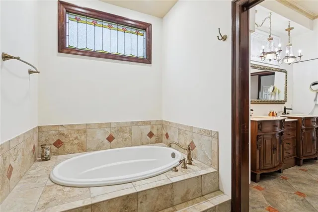 $779,100 | 553 Beau Chene Drive, Mandeville, LA 70471