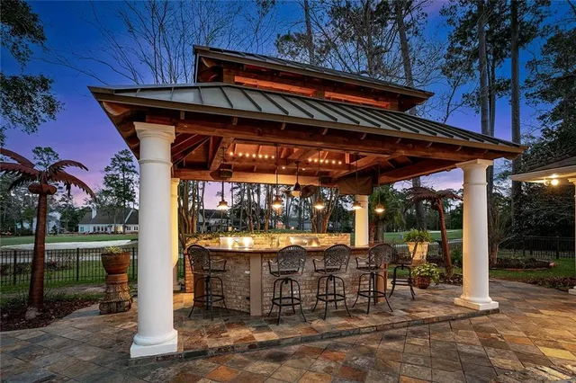 $779,100 | 553 Beau Chene Drive, Mandeville, LA 70471