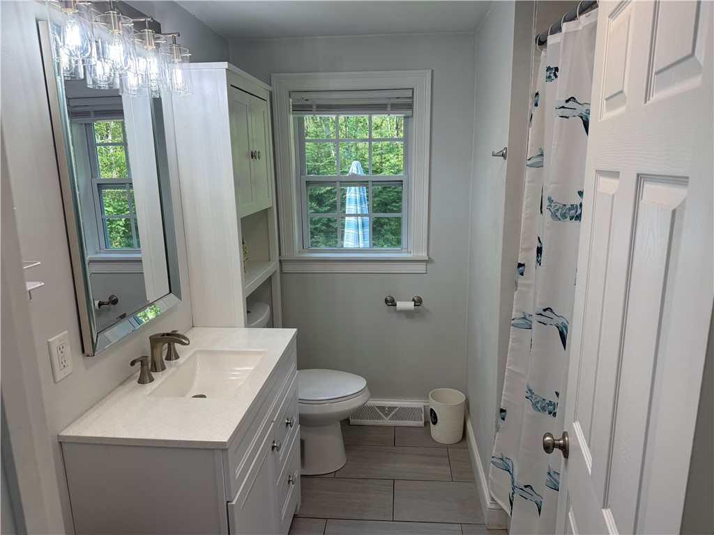 194 South Pier Road Narragansett, RI 02882 - Photo 25 of 30
