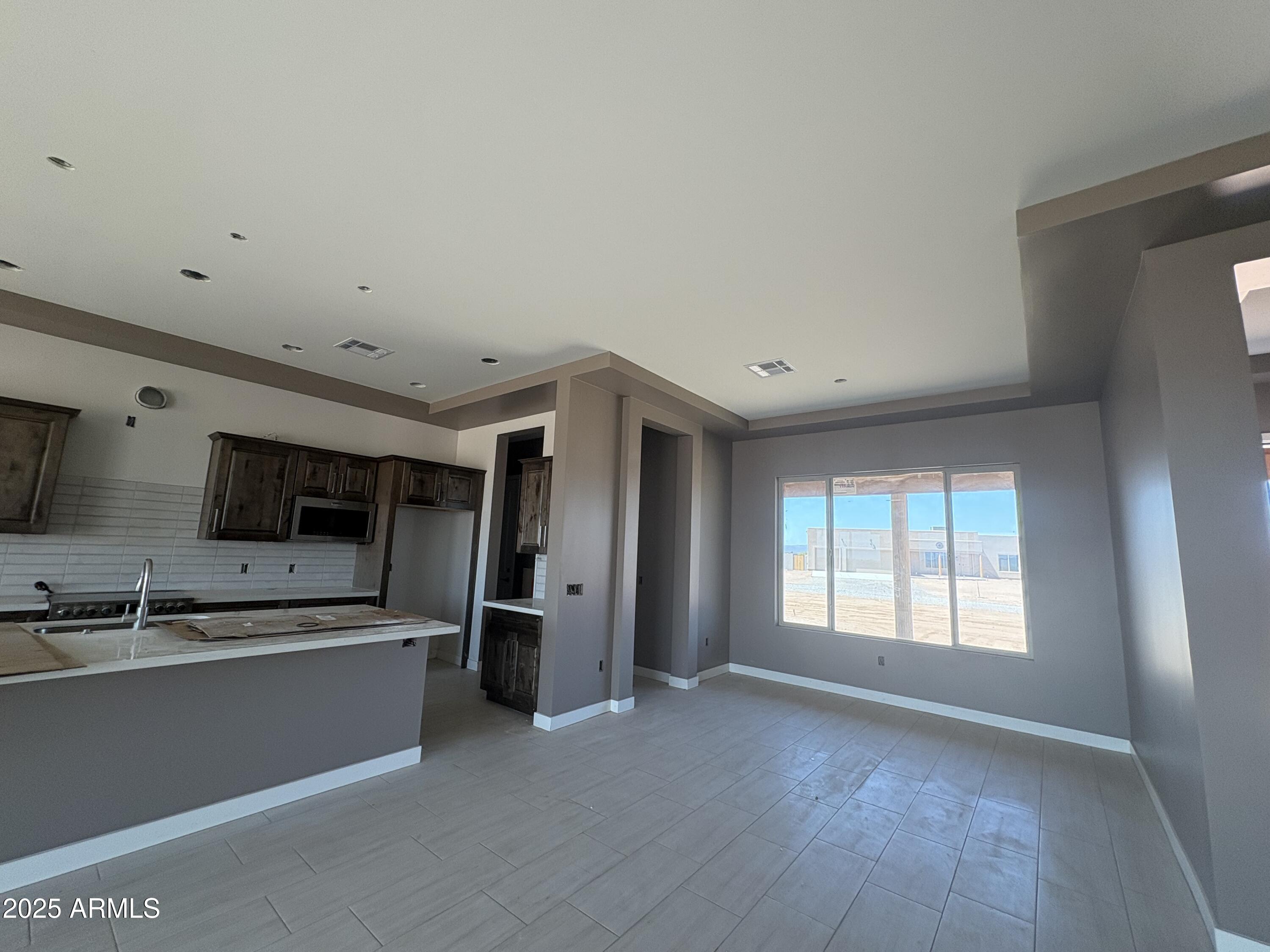 23197 West Skinner Road Wittmann, AZ 85361 - Photo 4 of 9 IMG_1306