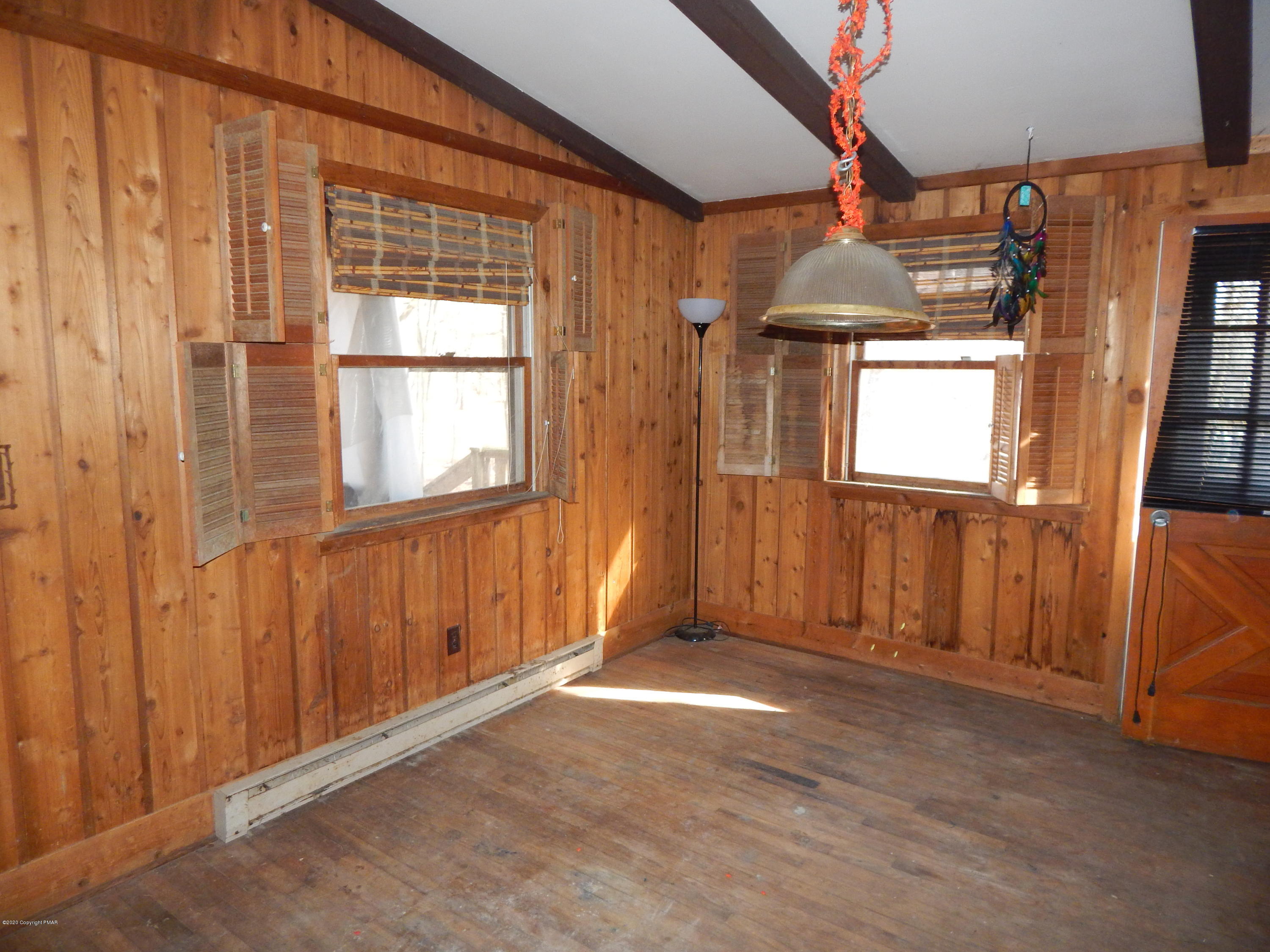 4932 Pine Ridge Bushkill, PA 18324 - Photo 3 of 7 Bedroom