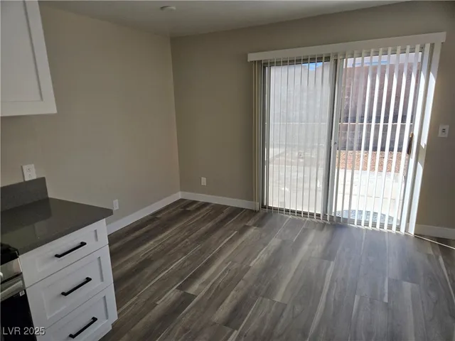 $1,950 | 4719 Cosley Drive, Las Vegas, NV 89147