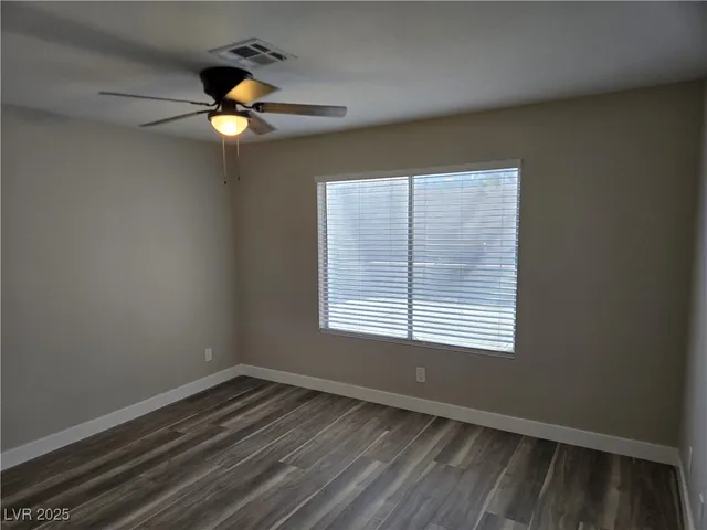 $1,950 | 4719 Cosley Drive, Las Vegas, NV 89147