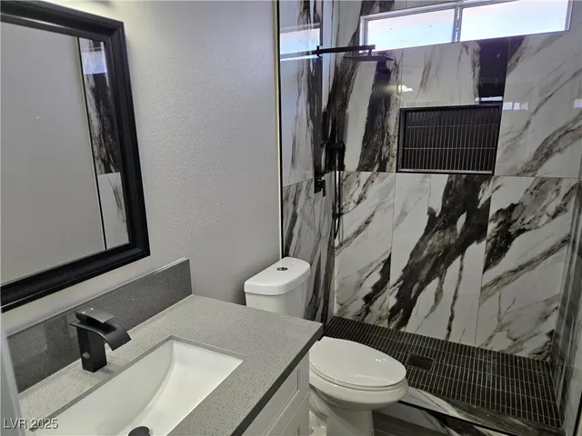 $1,950 | 4719 Cosley Drive, Las Vegas, NV 89147