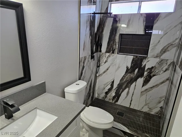 $1,950 | 4719 Cosley Drive, Las Vegas, NV 89147