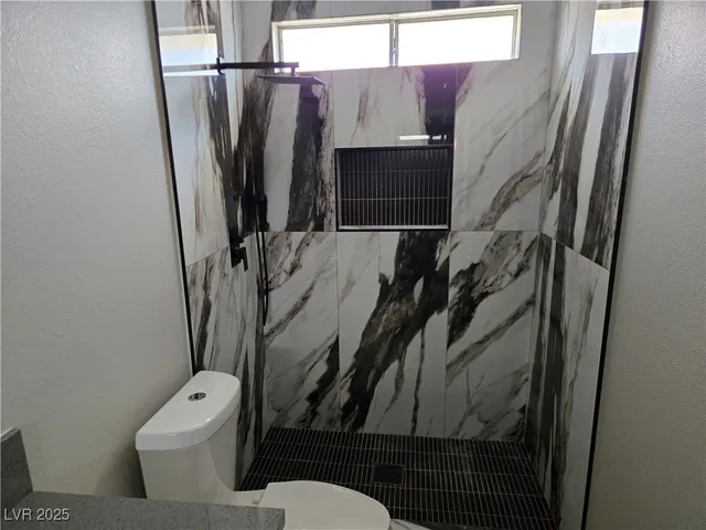 $1,950 | 4719 Cosley Drive, Las Vegas, NV 89147