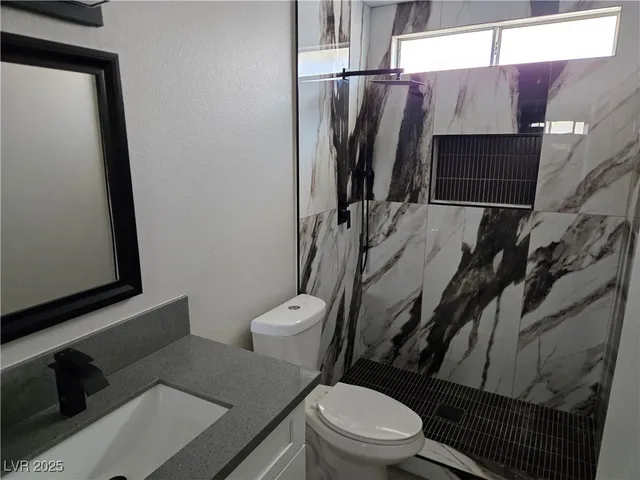 $1,950 | 4719 Cosley Drive, Las Vegas, NV 89147